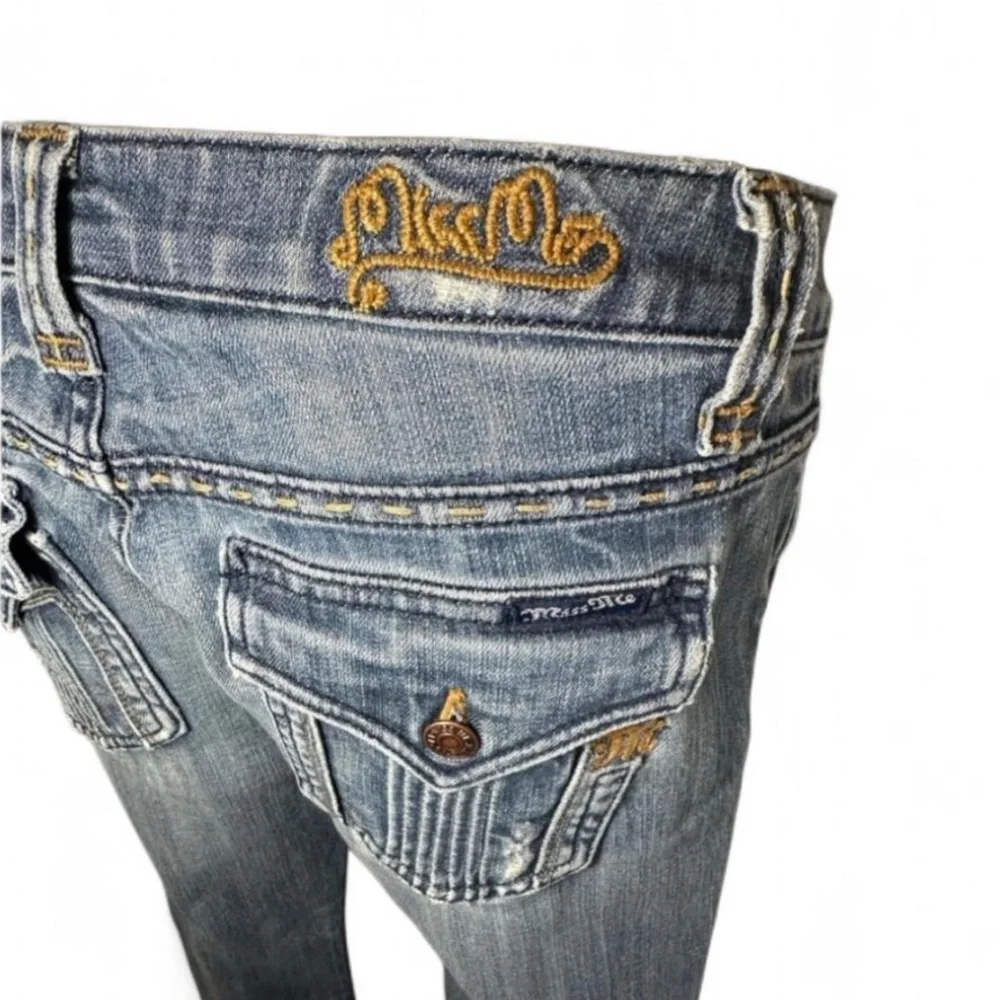Miss Me Flare Jeans Size 28 Dark Wash Bootcut Embroidered Pockets Stretch